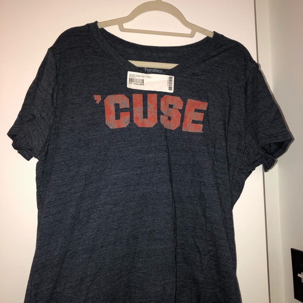 Syracuse Orange women’s v-neck.